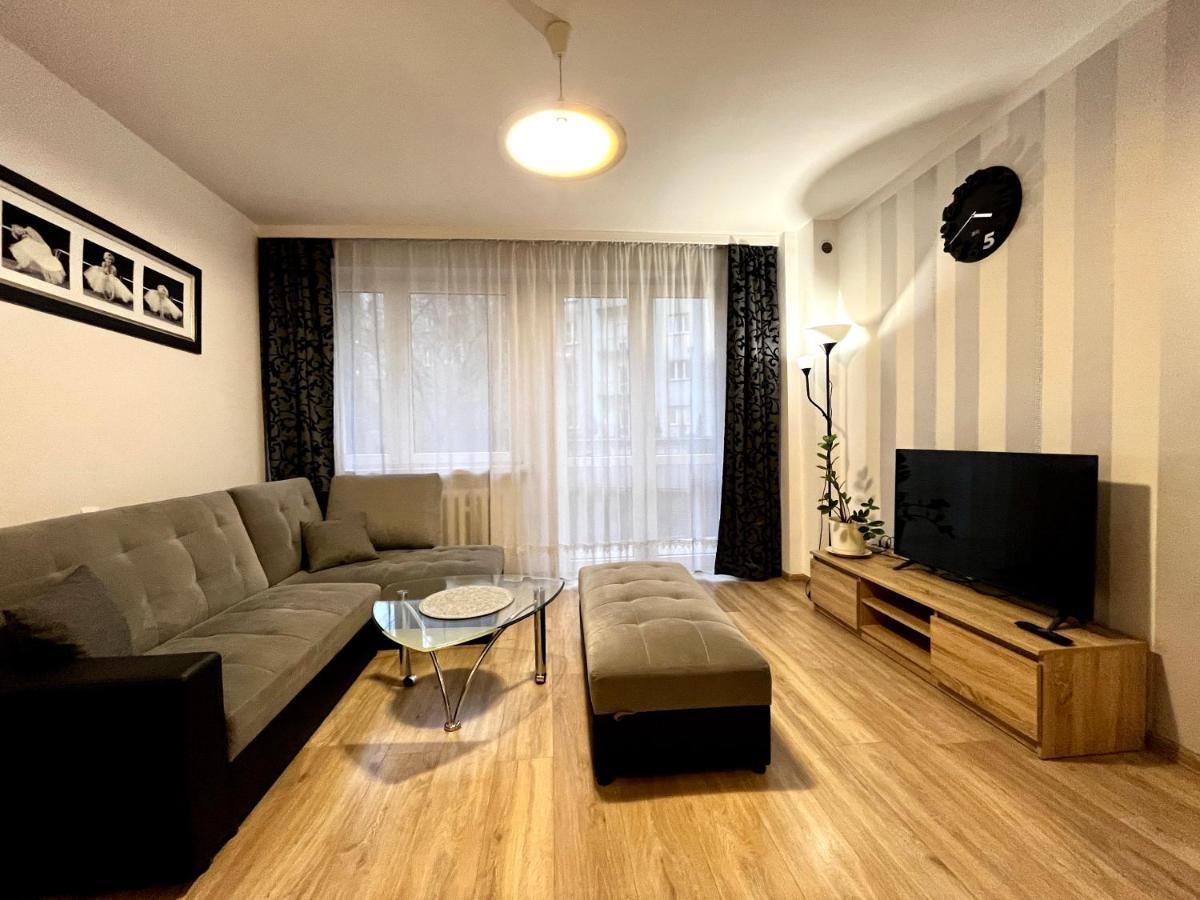 Charmig Apartment Kraków Exteriör bild